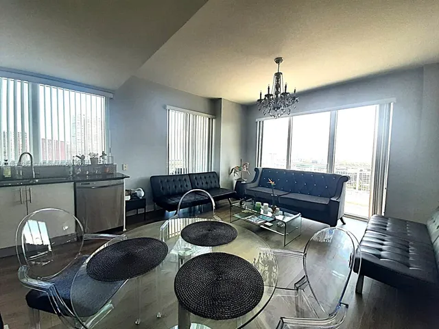 $2,750 | 60 Southwest 13th Street, Unit 1601, Miami, FL 33130