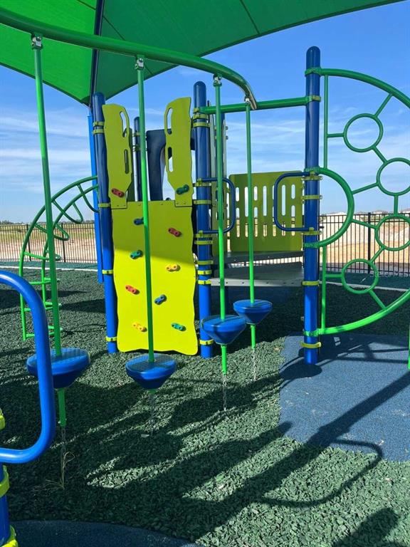 4465 Southwest 91st Ln Road Ocala, FL 34476 - Photo 42 of 42 a view of a park with slide