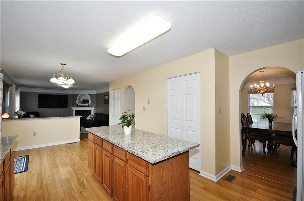 1076 Rural Ridge Drive Cheswick, PA 15024 - Photo 13 of 37 a living room with furniture and a flat screen tv