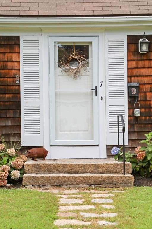 7 Smith Road Rockport, MA 01966 - Photo 1 of 39 Gallery Image 1