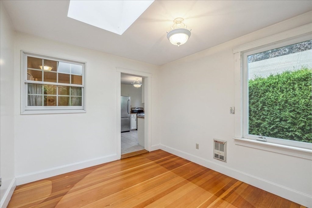 41 Newcastle Road Peabody, MA 01960 - Photo 8 of 35 Gallery Image 8