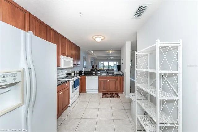 $3,800 | 3322 Purple Martin Drive, Unit 132, Punta Gorda, FL 33950