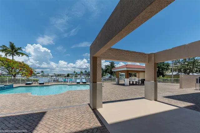 $3,800 | 3322 Purple Martin Drive, Unit 132, Punta Gorda, FL 33950