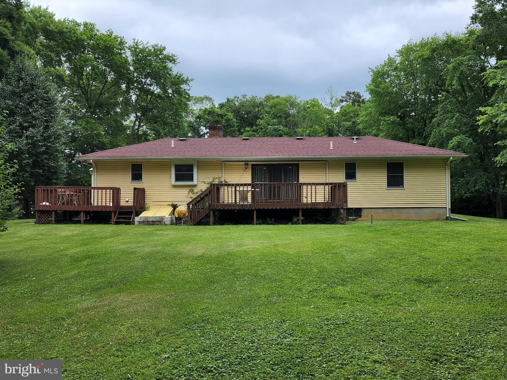 262 Meany Road Wrightstown, NJ 08562 - Photo 25 of 28 Outside Back