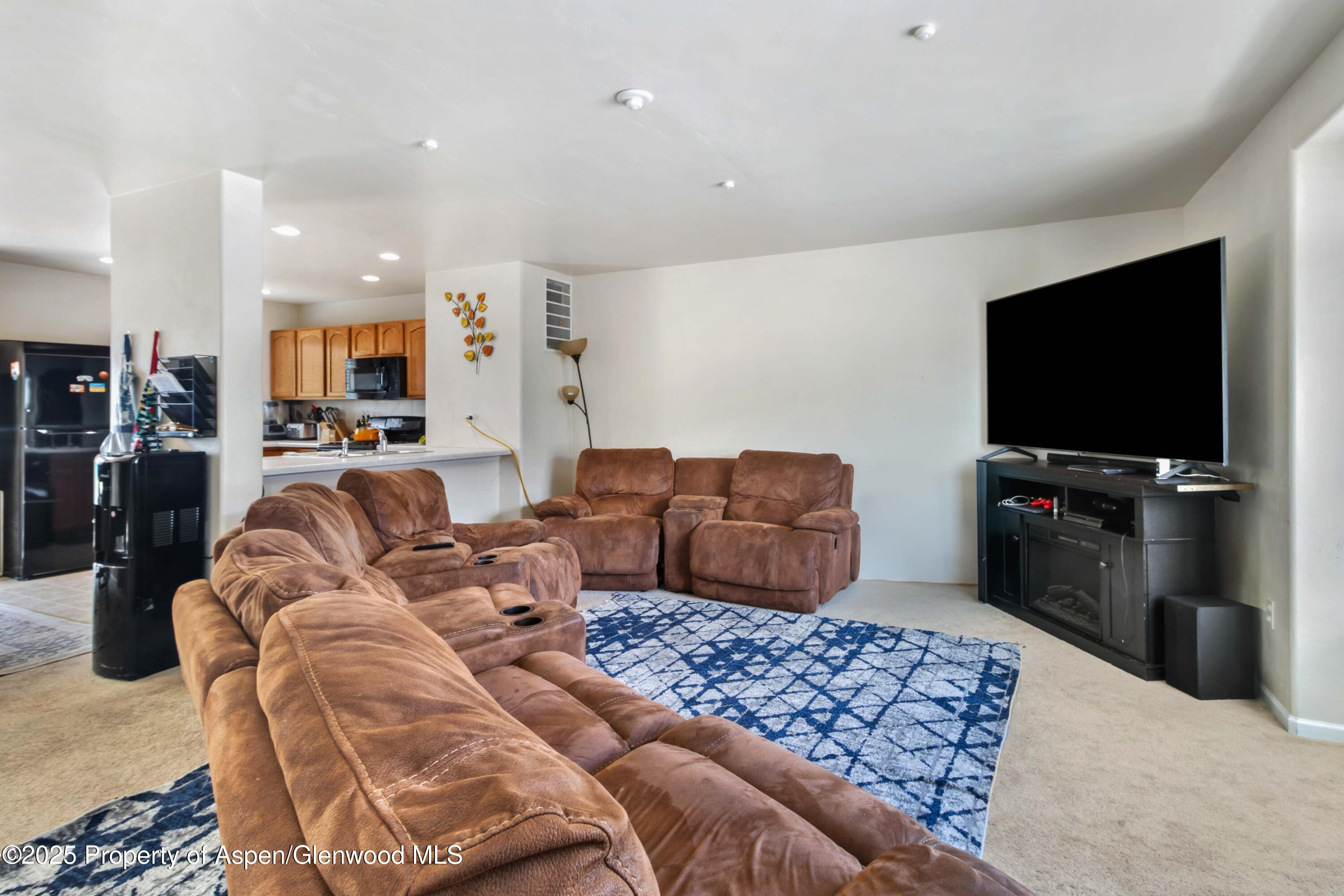 2433 Pine Lane Rifle, CO 81650 - Photo 10 of 20 14