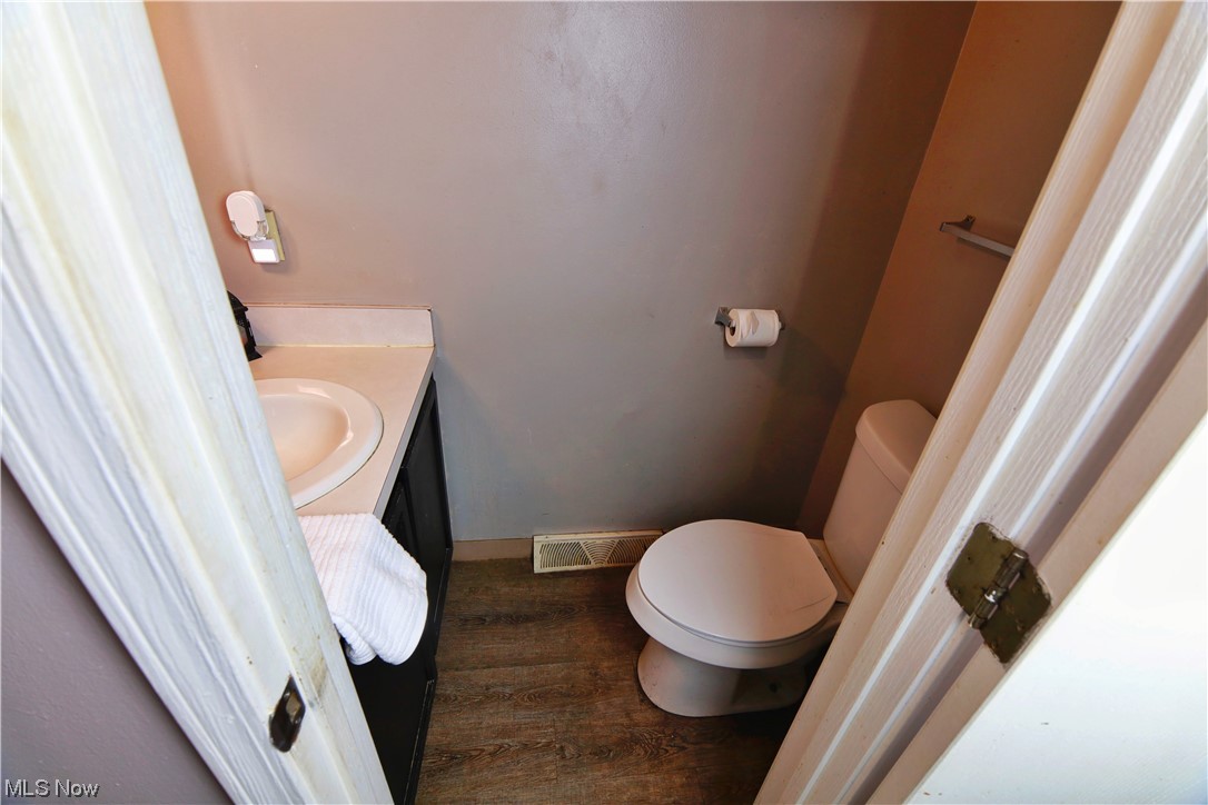 941 Ansel Road Cleveland, OH 44103 - Photo 14 of 24