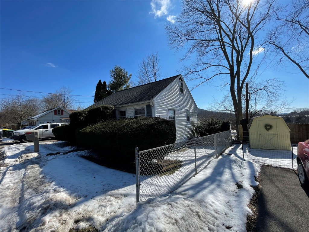 626 River Road Binghamton, NY 13901 - Photo 4 of 22 Gallery Image 4