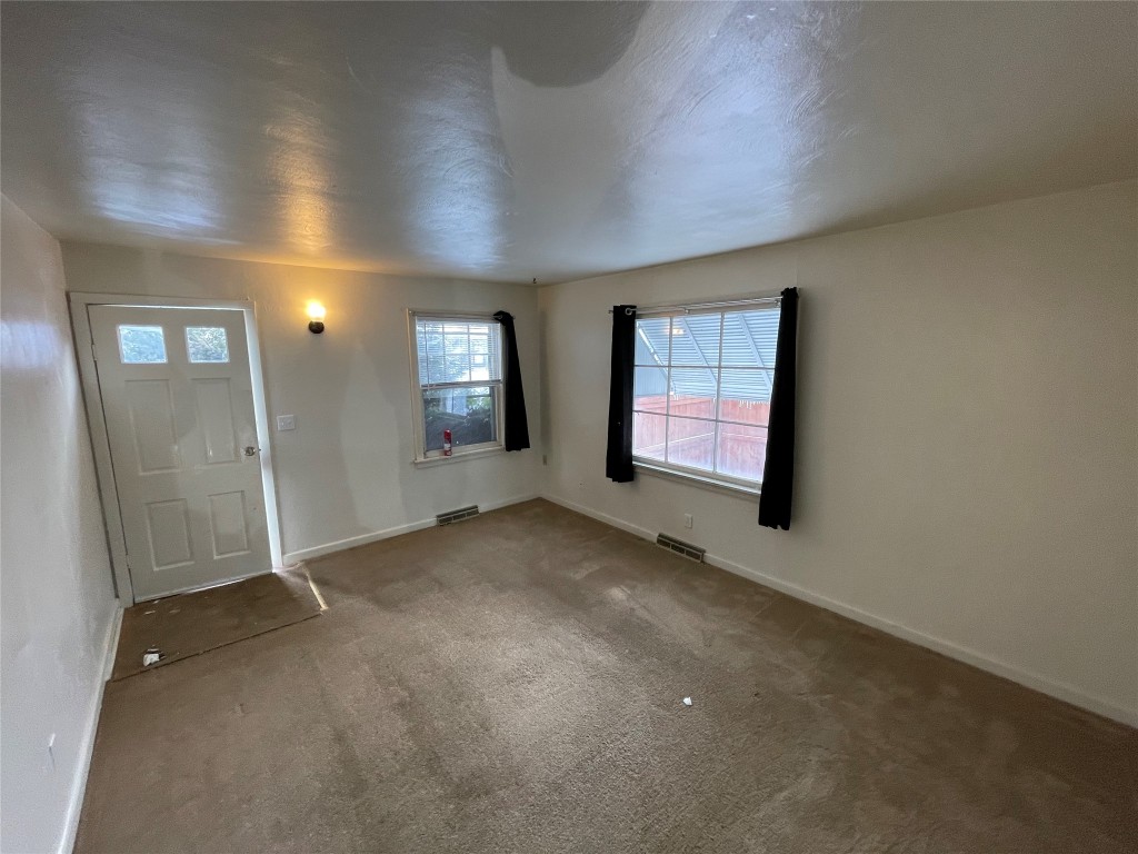 626 River Road Binghamton, NY 13901 - Photo 10 of 22 Gallery Image 10