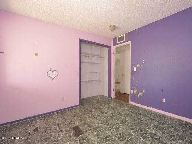 109 East Corona Road Tucson, AZ 85756 - Photo 16 of 26 Gallery Image 16