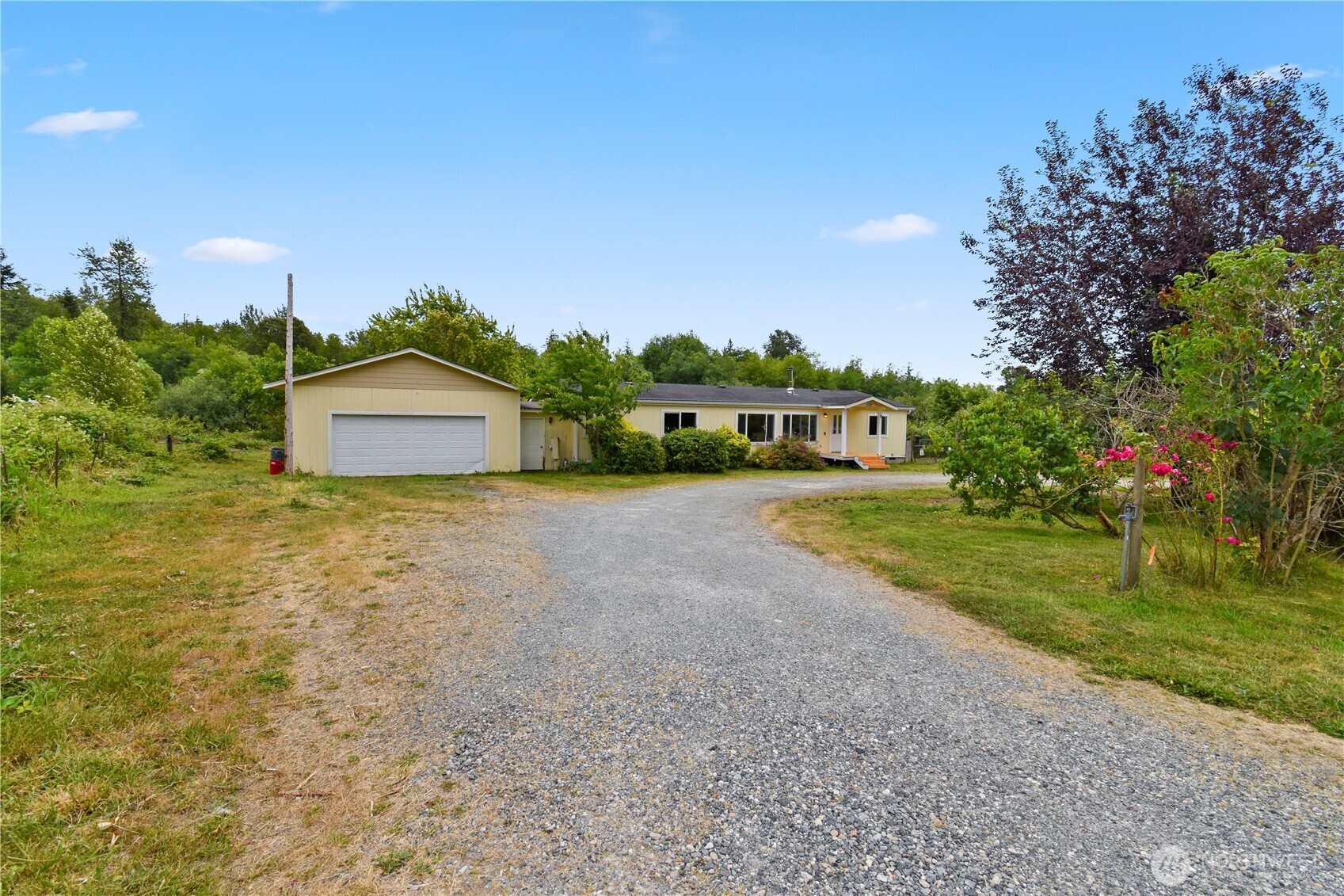 18268 Colony Road Bow, WA 98232 - Photo 9 of 40