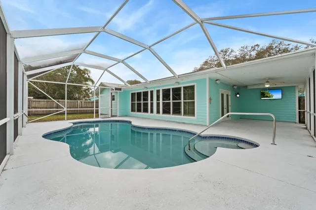 $440,000 | 5345 Southeast 52nd Avenue, Stuart, FL 34997