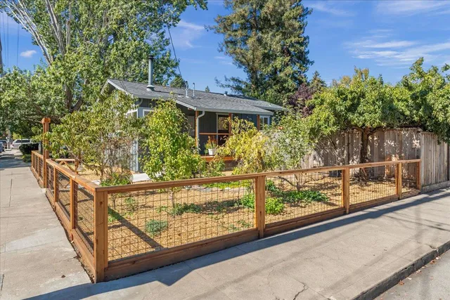 $1,299,000 | 229 Coulson Avenue, Santa Cruz, CA 95060