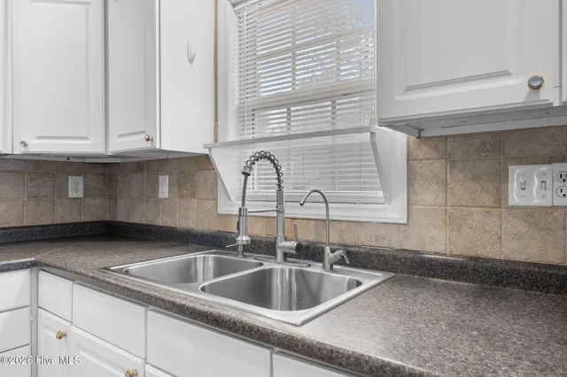 $290,000 | 613 Hollywood Boulevard, Havelock, NC 28532