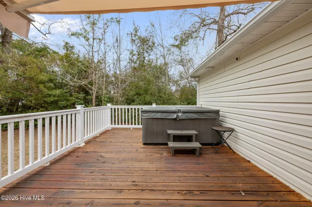 $290,000 | 613 Hollywood Boulevard, Havelock, NC 28532