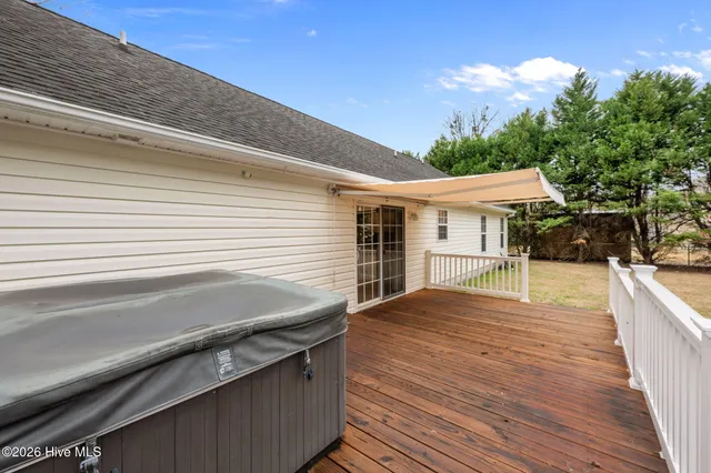 $290,000 | 613 Hollywood Boulevard, Havelock, NC 28532