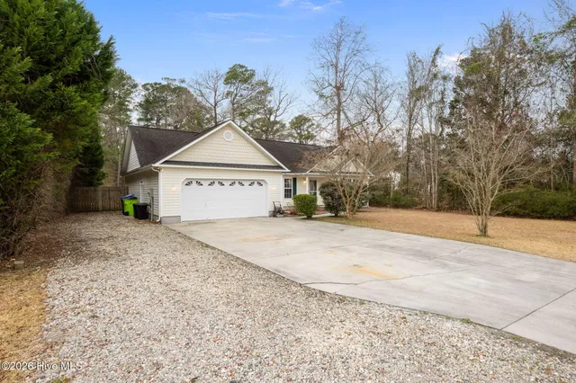 $290,000 | 613 Hollywood Boulevard, Havelock, NC 28532