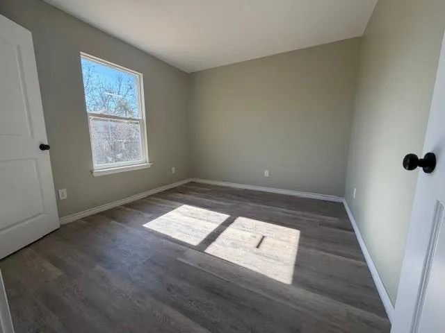 $299,900 | 623 North Weldon Street, Frankston, TX 75763