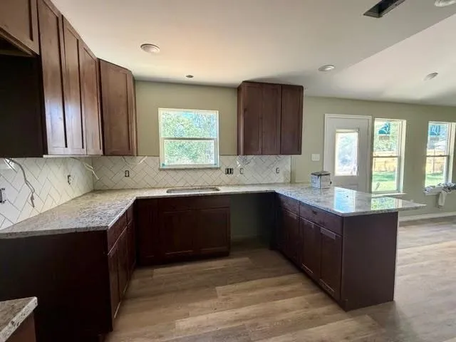 $299,900 | 623 North Weldon Street, Frankston, TX 75763