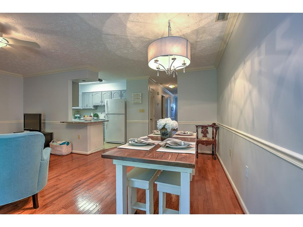 502 Hickory Road Bristol, TN 37620 - Photo 8 of 28 Photo 9