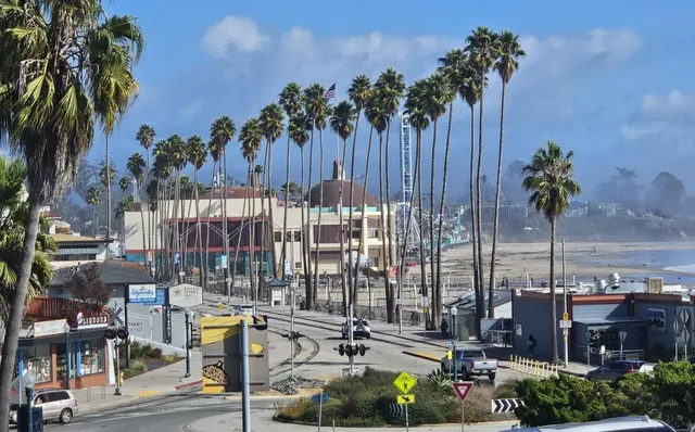 $150,000 | 170 West Cliff Drive, Unit 40, Santa Cruz, CA 95060