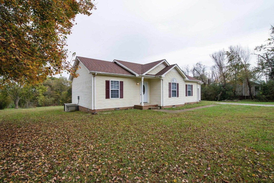 4033 Sawmill Road Woodlawn, TN 37191 - Photo 3 of 34 Gallery Image 3