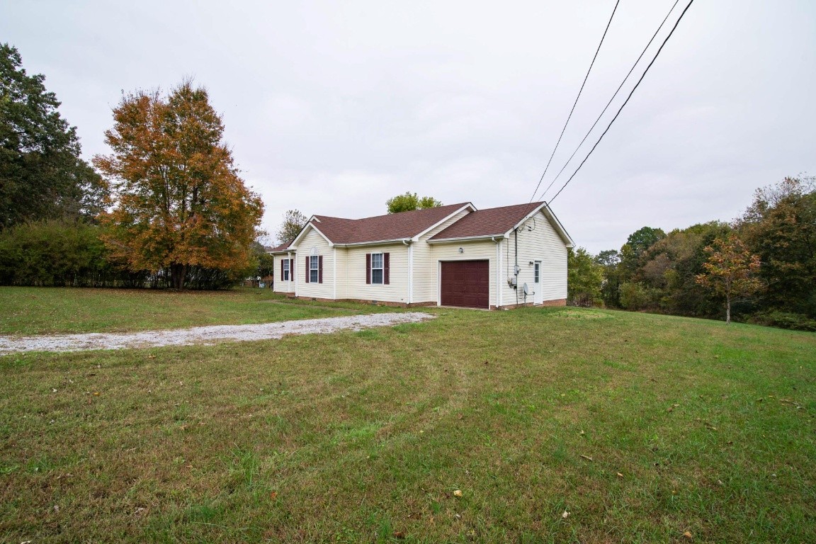 4033 Sawmill Road Woodlawn, TN 37191 - Photo 4 of 34 Gallery Image 4