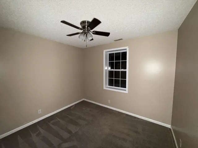 $2,400 | 1512 Barrywood Circle West, Clarksville, TN 37042