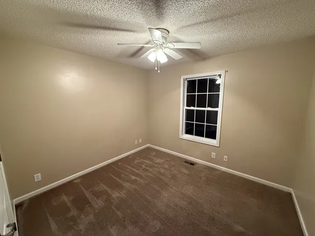 $2,400 | 1512 Barrywood Circle West, Clarksville, TN 37042