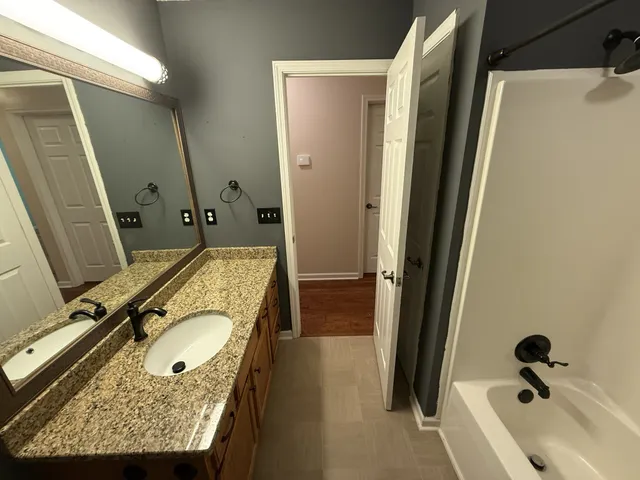 $2,400 | 1512 Barrywood Circle West, Clarksville, TN 37042