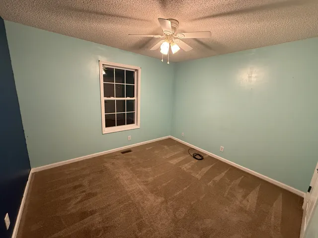 $2,400 | 1512 Barrywood Circle West, Clarksville, TN 37042