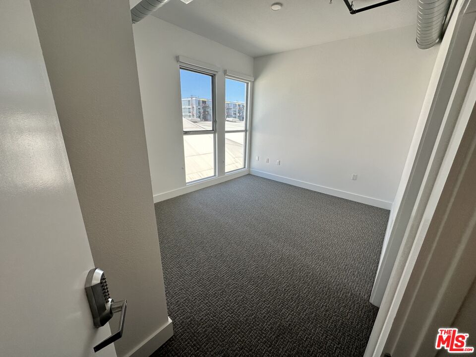 4210 Del Rey Avenue, Unit 417 Marina del Rey, CA 90292 - Photo 18 of 19