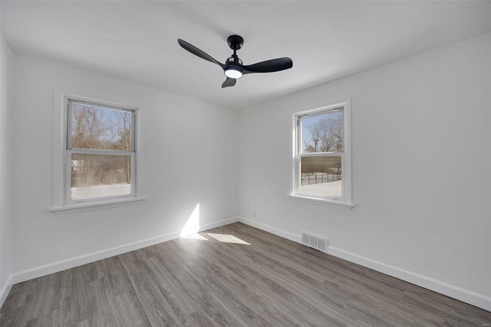 2434 Walton Road St. Louis, MO 63114 - Photo 13 of 23 Gallery Image 13
