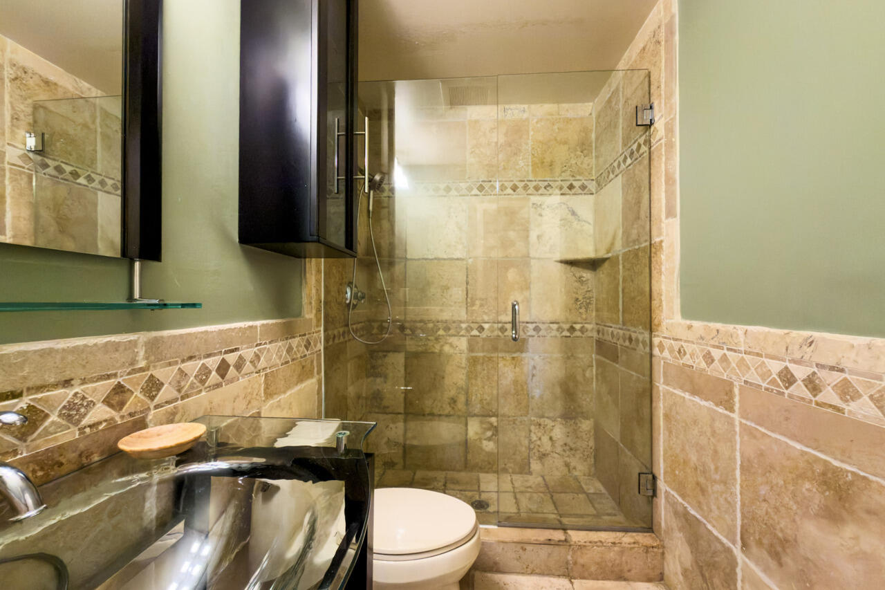 930 Southwest 9th St Circle, Unit 205 Boca Raton, FL 33486 - Photo 15 of 38 2