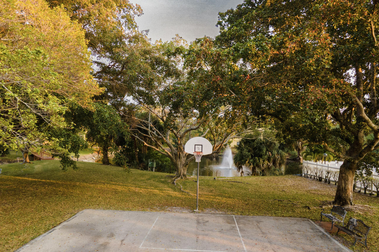 930 Southwest 9th St Circle, Unit 205 Boca Raton, FL 33486 - Photo 36 of 38 21