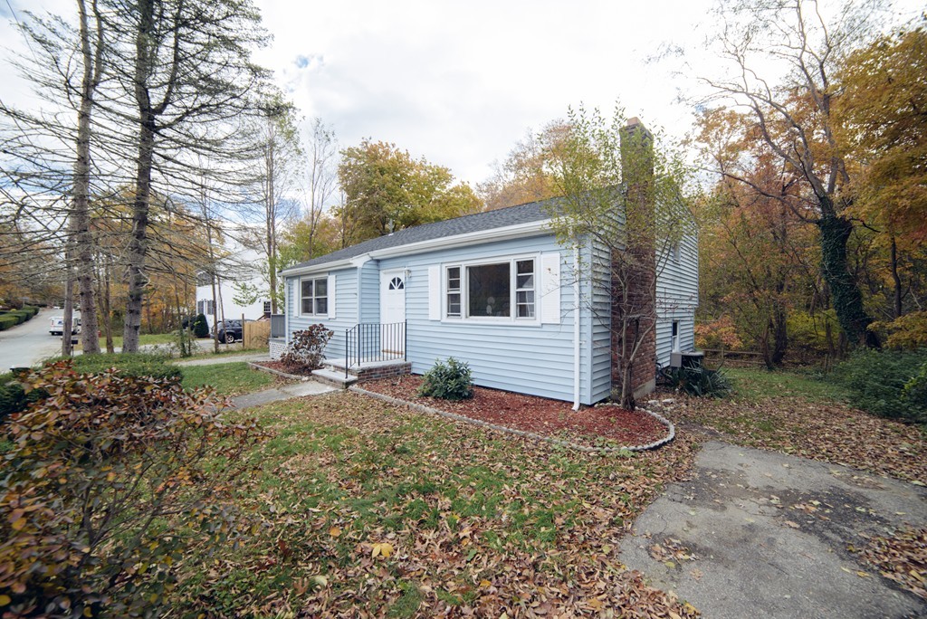 21 Woodlawn Road Randolph, MA 02368 - Photo 1 of 28 Gallery Image 1