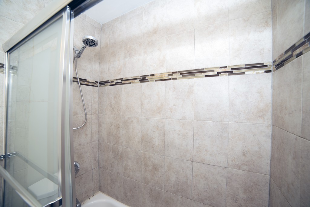 21 Woodlawn Road Randolph, MA 02368 - Photo 25 of 28 Gallery Image 25