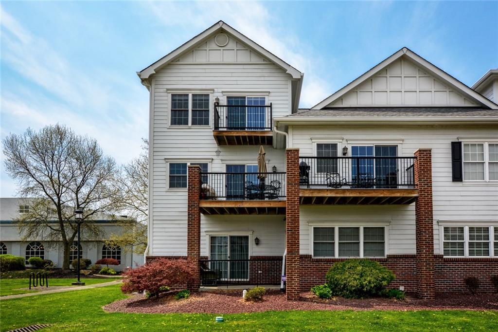 664 Riverside Drive, Unit 2F Beaver, PA 15009 - Photo 22 of 24 End unit!