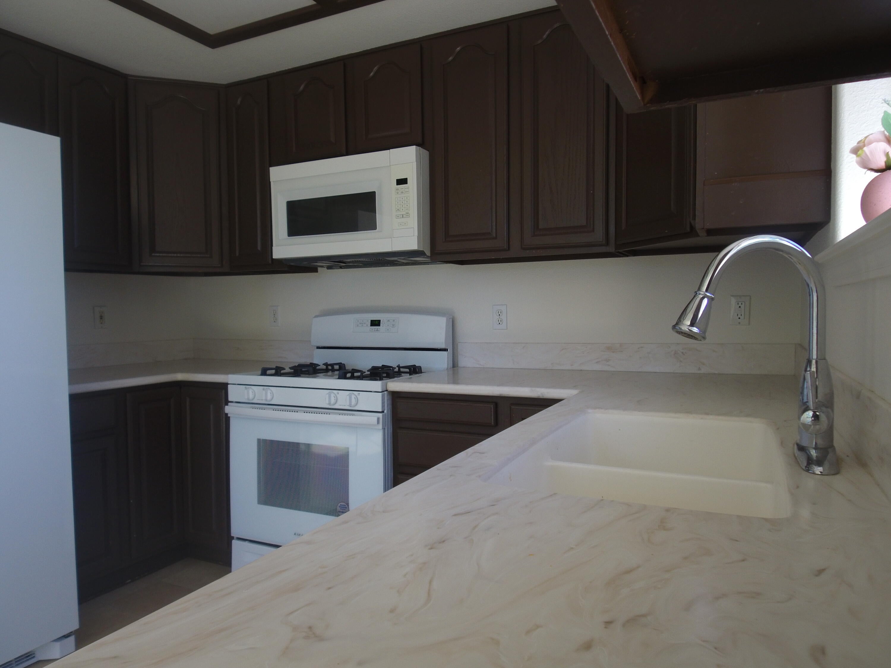 14923 Clover Creek Road Klamath Falls, OR 97601 - Photo 18 of 46 Kitchen