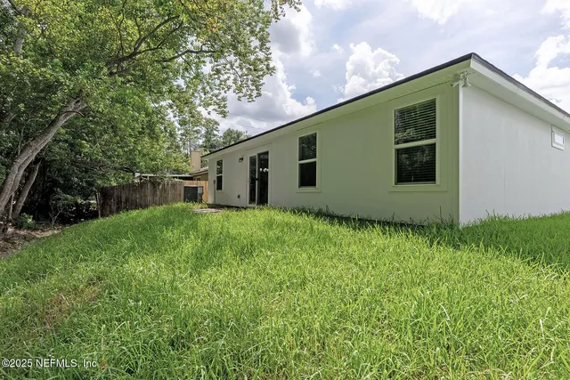 $329,900 | 7327 Cinnamon Tea Lane, Jacksonville, FL 32244