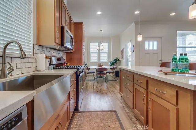 $299,000 | 2550 Pacific Coast Highway, Unit 143, Torrance, CA 90505