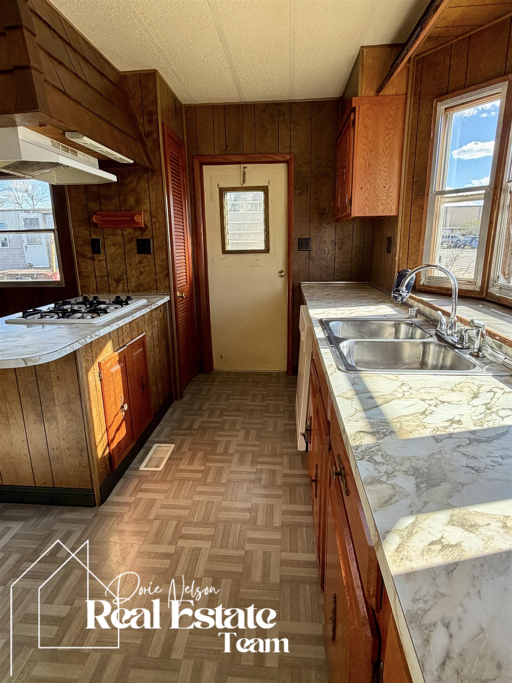 601 Harding Avenue Mills, WY 82604 - Photo 16 of 24