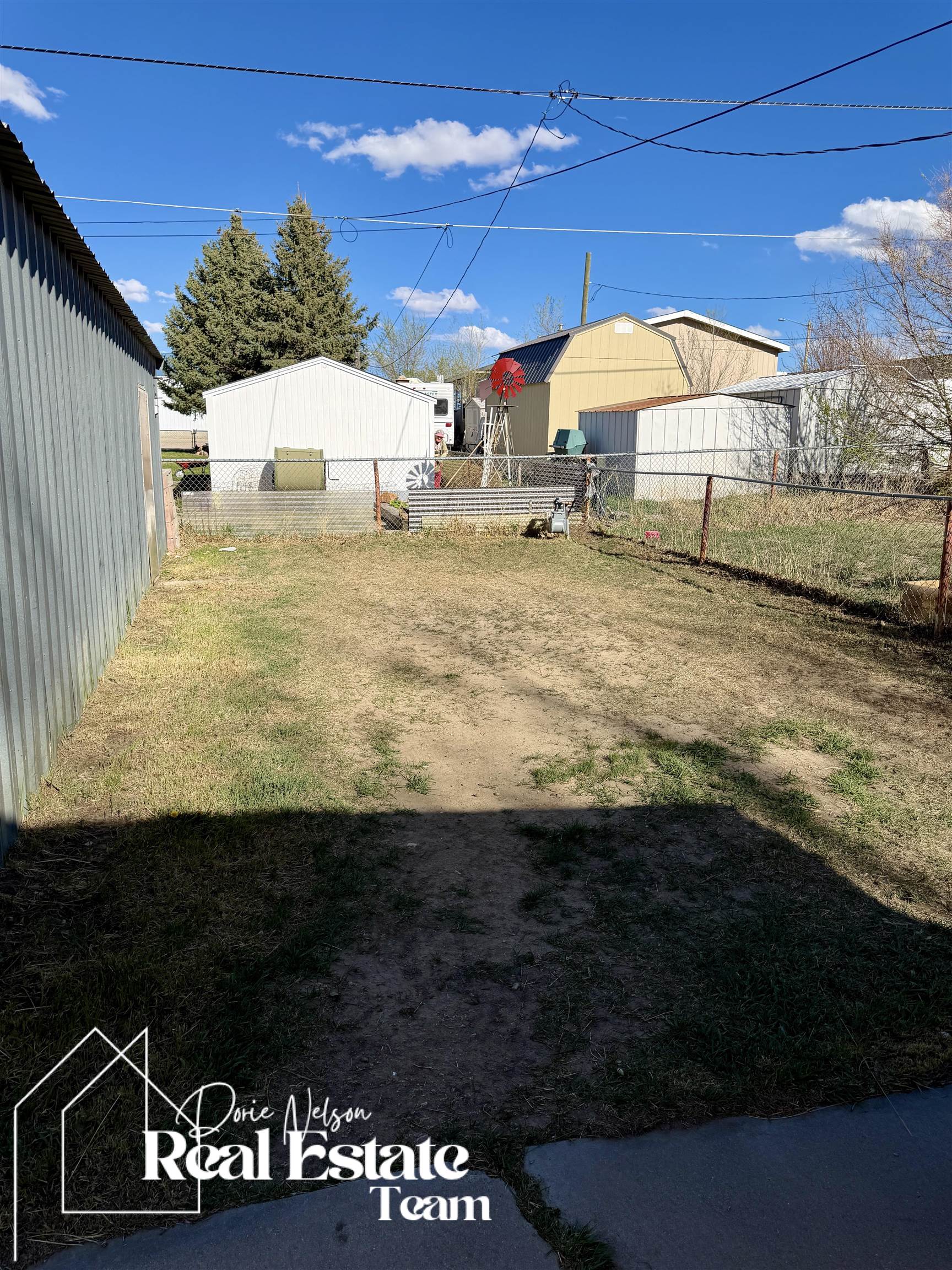 601 Harding Avenue Mills, WY 82604 - Photo 20 of 24