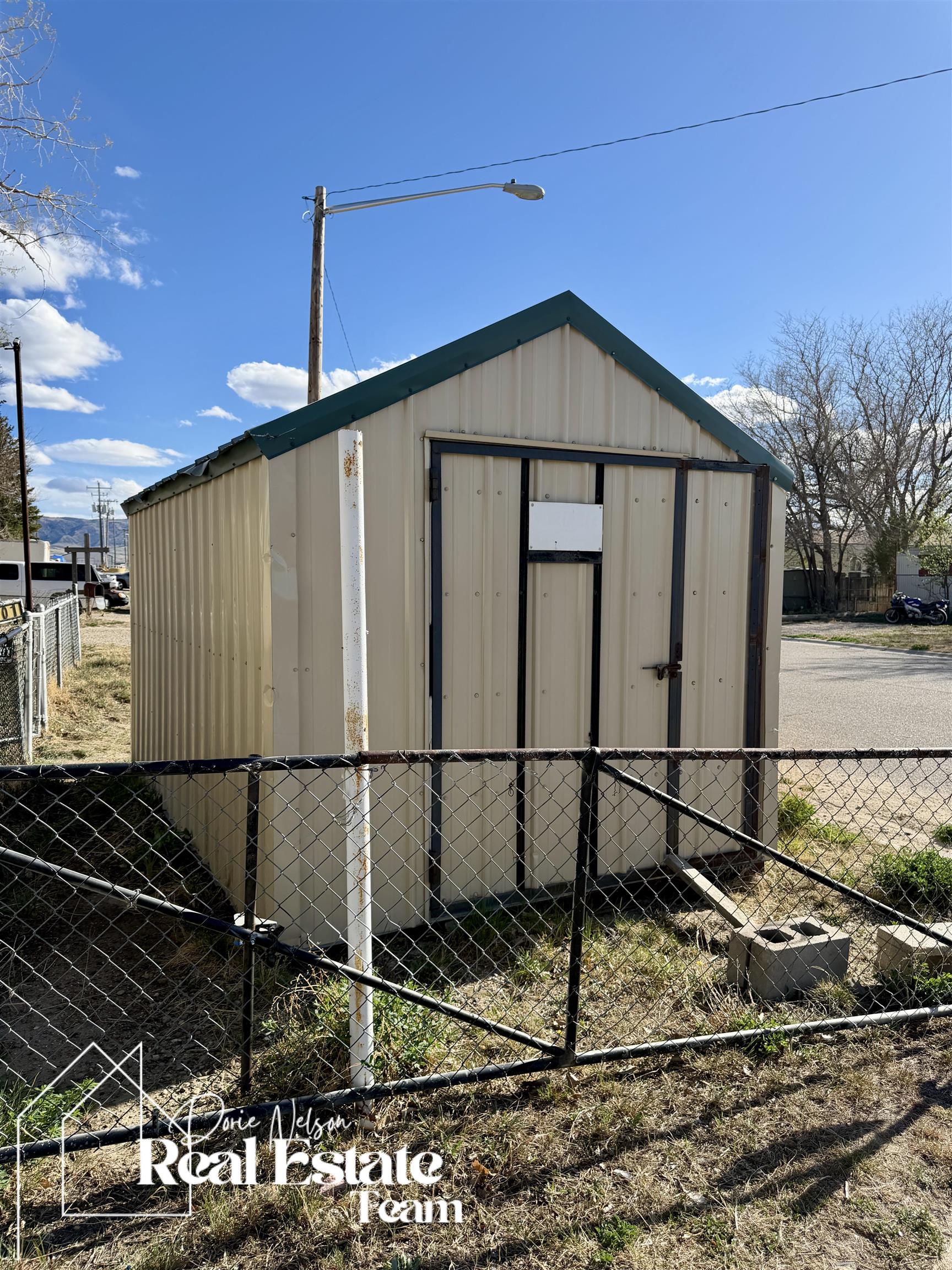 601 Harding Avenue Mills, WY 82604 - Photo 22 of 24