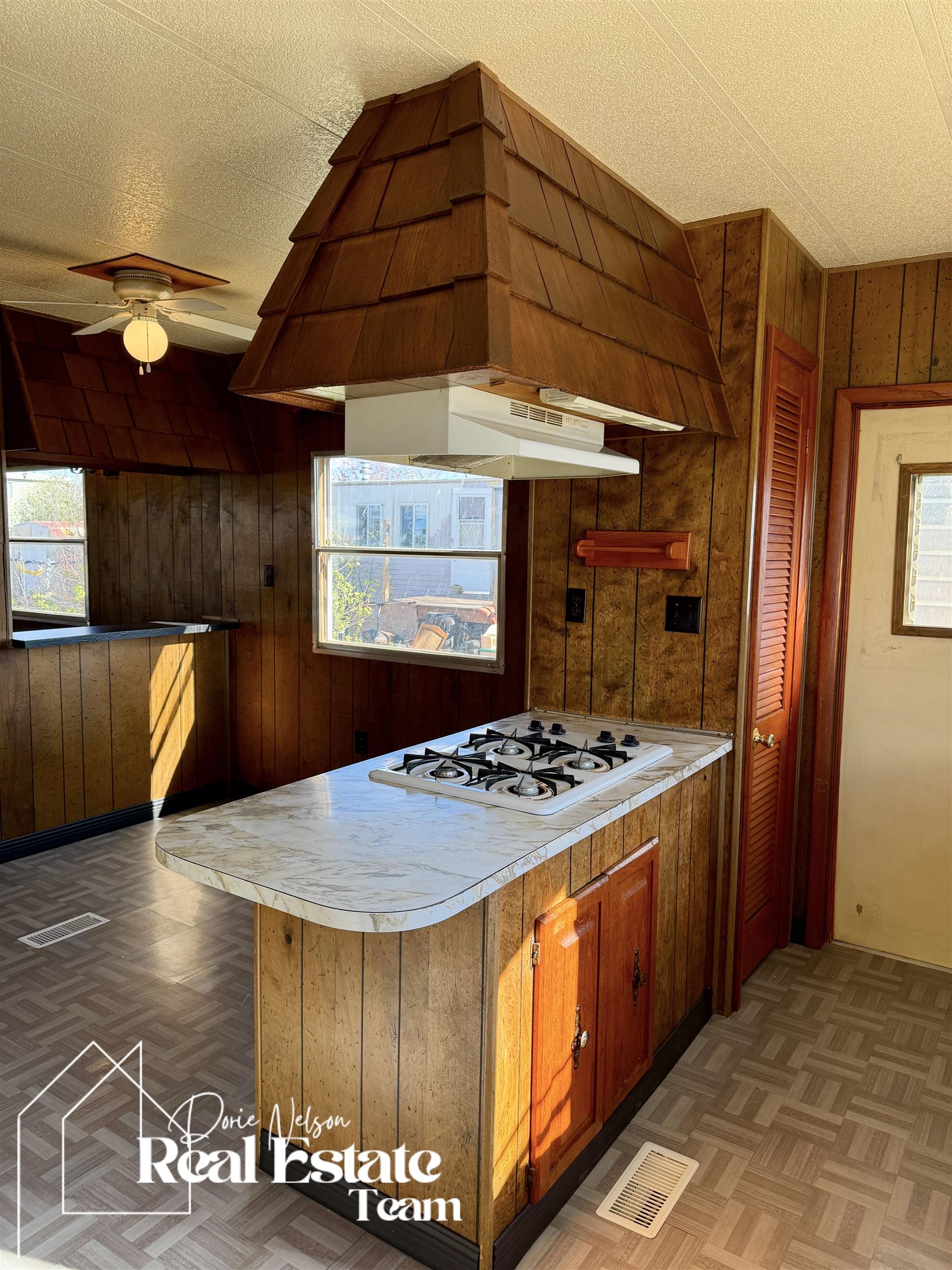 601 Harding Avenue Mills, WY 82604 - Photo 5 of 24