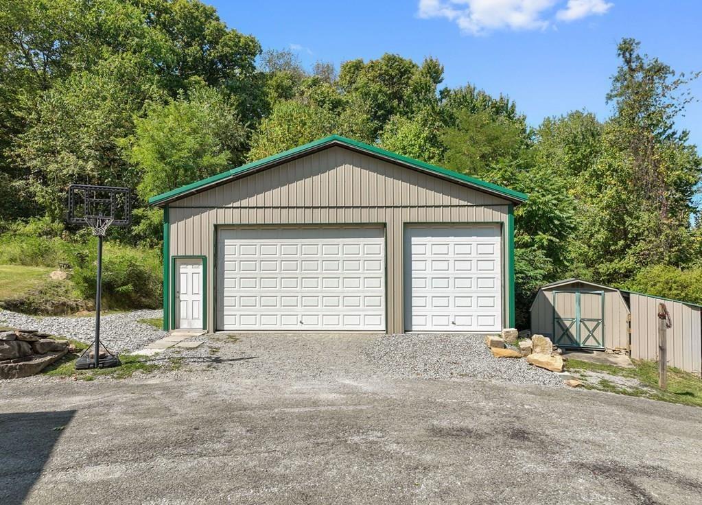 177 Freeman Falls Road Acme, PA 15610 - Photo 6 of 47 Gallery Image 6