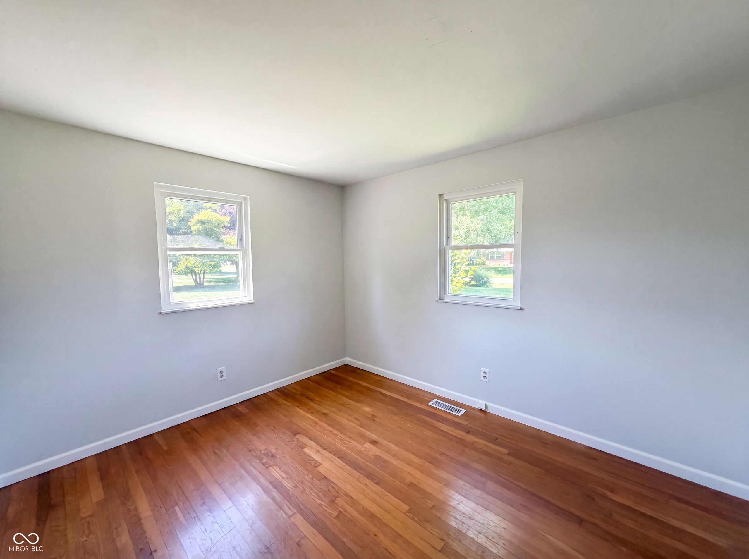 2883 South Wollenweber Road New Palestine, IN 46163 - Photo 10 of 18