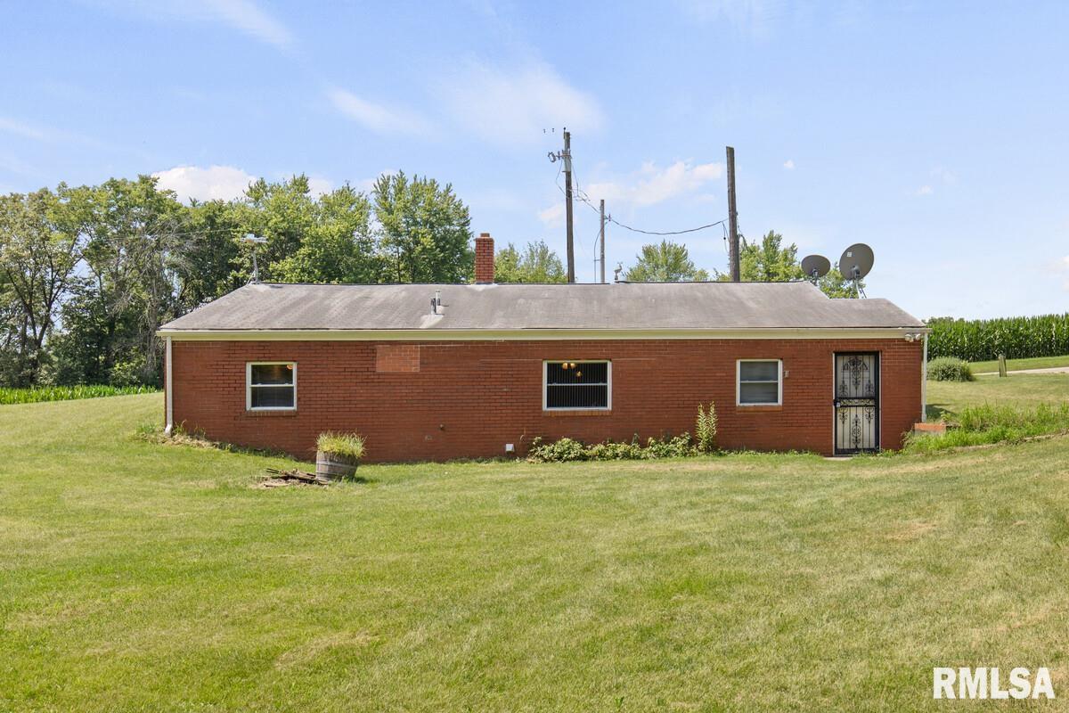 28746 Robison Road Morton, IL 61550 - Photo 3 of 30 Gallery Image 3