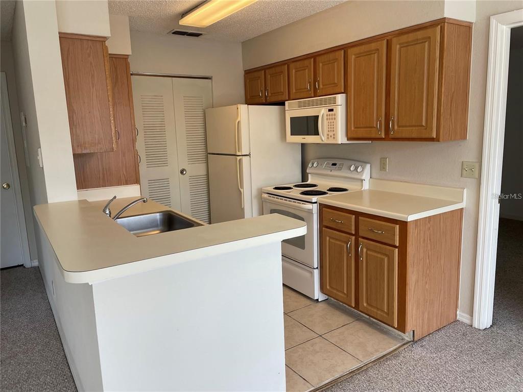 1063 South Hiawassee Road, Unit 1628 Orlando, FL 32835 - Photo 4 of 11