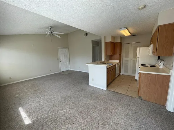 $1,600 | 1063 South Hiawassee Road, Unit 1628, Orlando, FL 32835