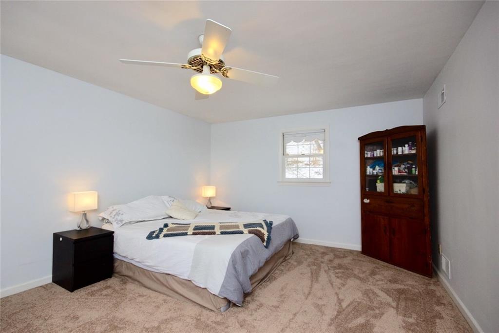 231 Sunridge Road Pittsburgh, PA 15238 - Photo 15 of 25 Master bedroom has large walk-in closets.